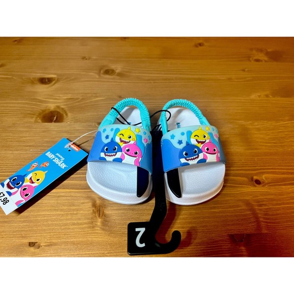 Baby Shark Nickelodeon Toddler Slip On Slippers Size 2 NWT - Picture 1 of 5